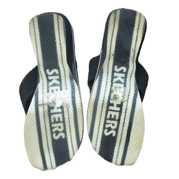Skechers Black Flip Flops  - Picture 5 of 6